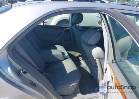 2002 Mercedes-Benz E 320 Special Edition from USA, damaged, VIN WDBJF65J42B487507